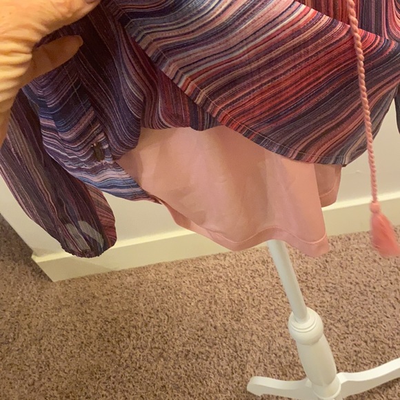 Lisette Fully Lined Sheer Popover Top - Picture 3 of 7